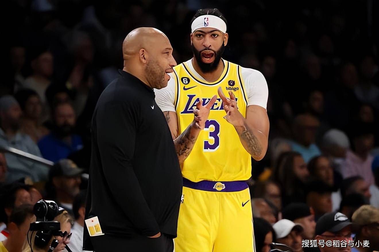 船记：在等待这么多年后 看到健康的卡乔就这样被浪费令人失望NBA常规赛，快船114-120不敌勇士。